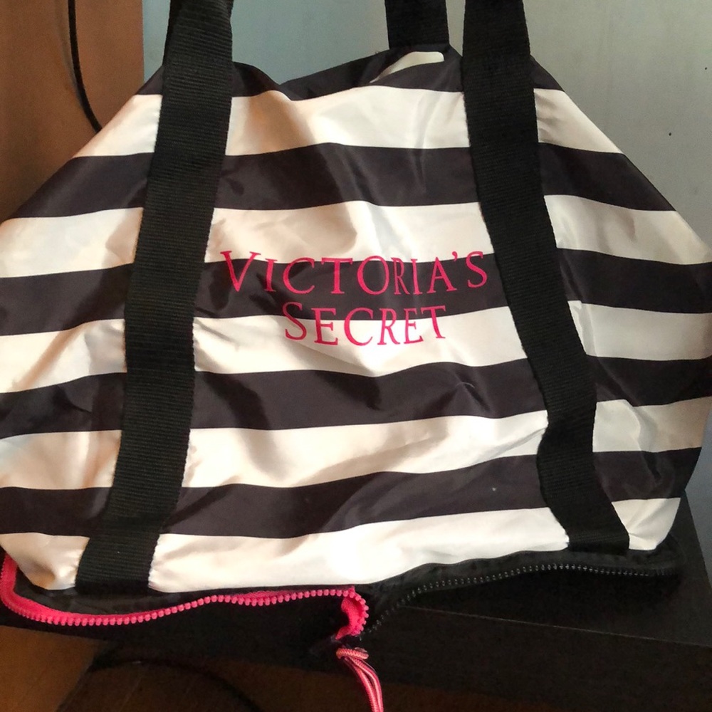 Victoria’s secret fold up duffel bag